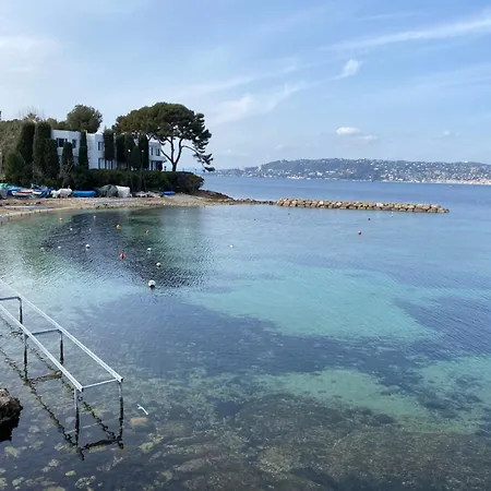 Antibes, à Vos Pieds *